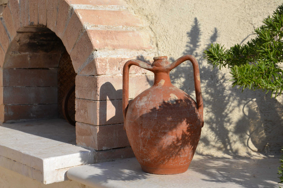 ANTIQUE TERRACOTTA ITALIAN AMPHORA