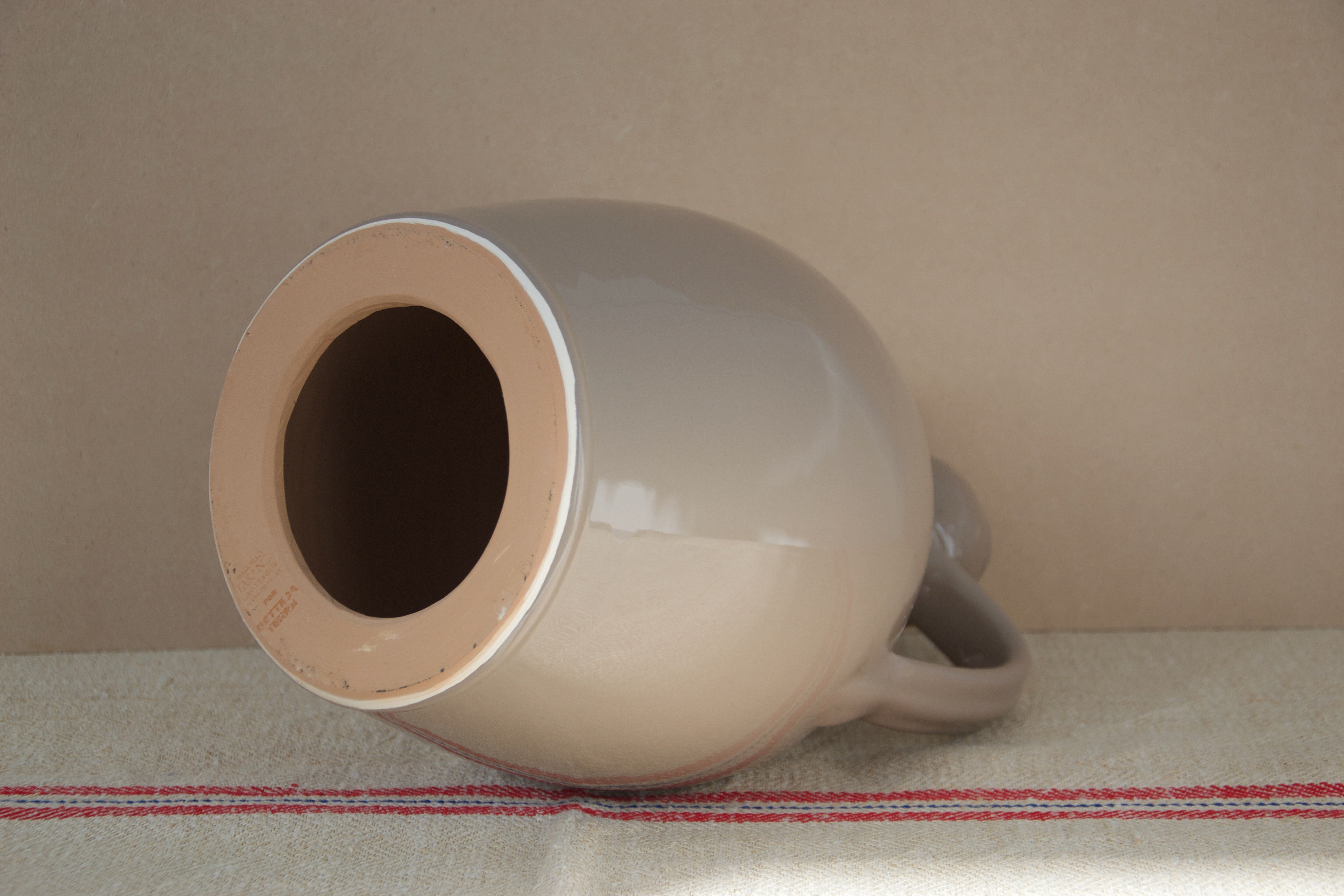 Puglia Amphora Vase, Ivory