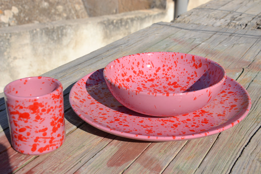 Bottega_Terra_Arrabbiata_dinner_set_pink_and_red_1
