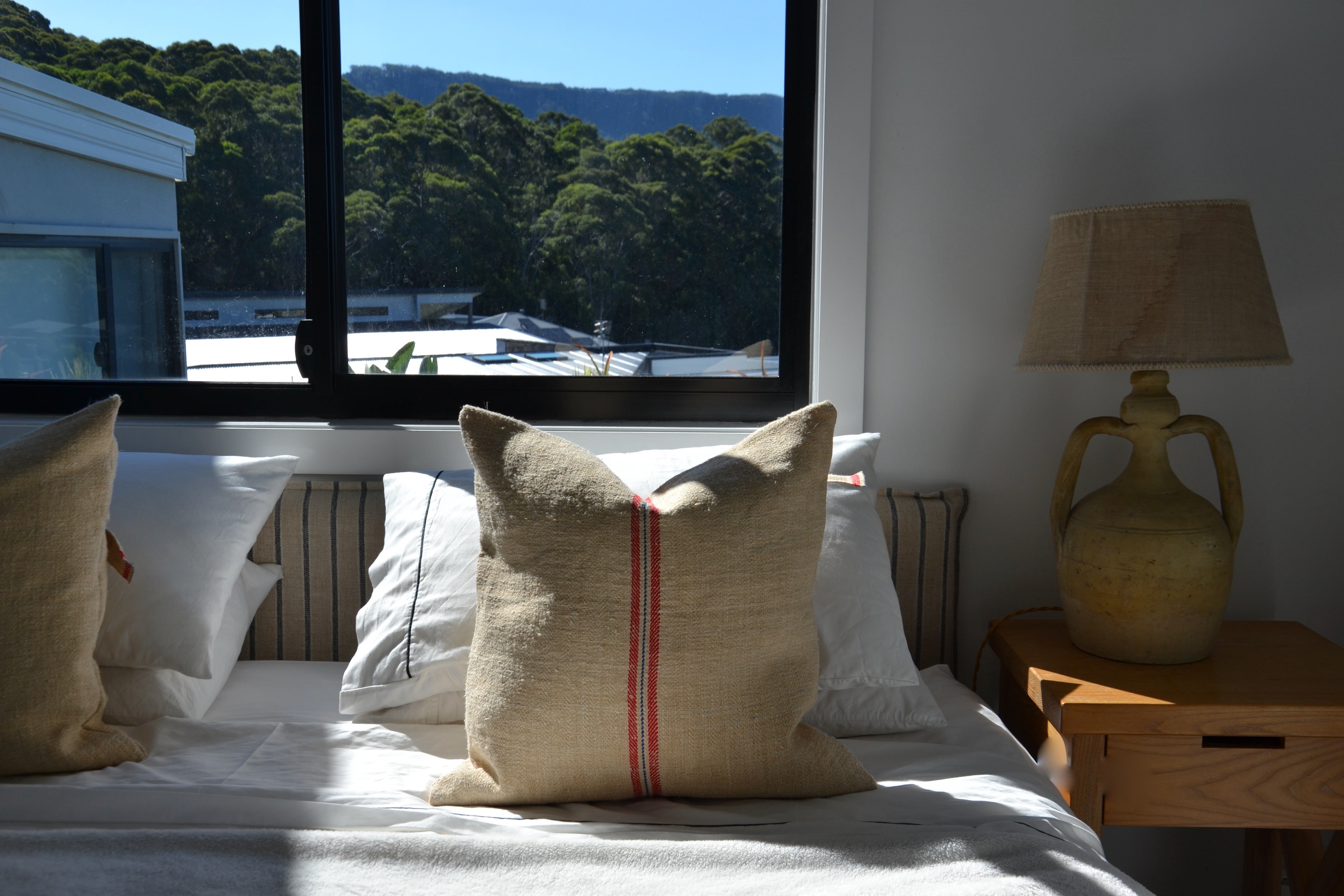 VINTAGE GRAIN SACK CUSHION 50x50 cm