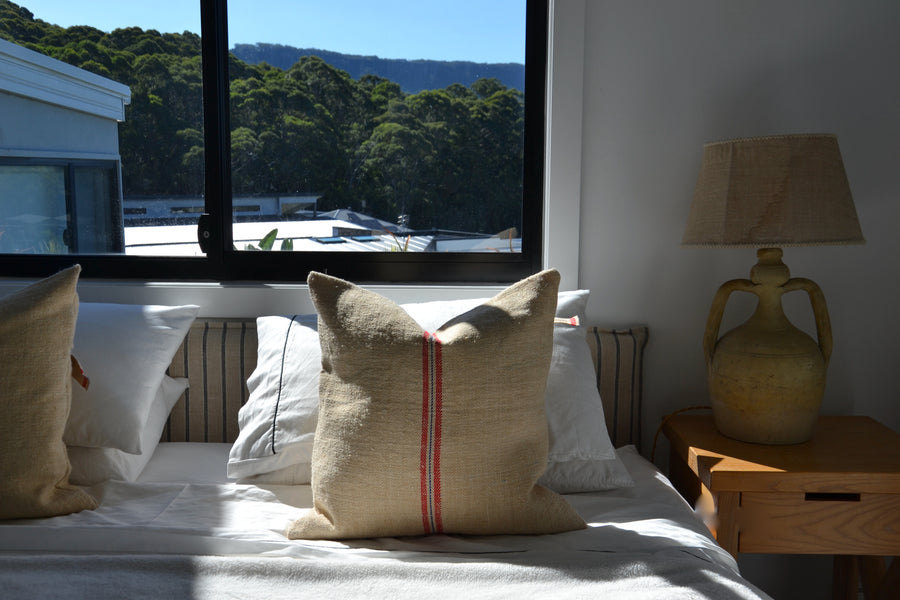 VINTAGE GRAIN SACK CUSHION 50x50 cm