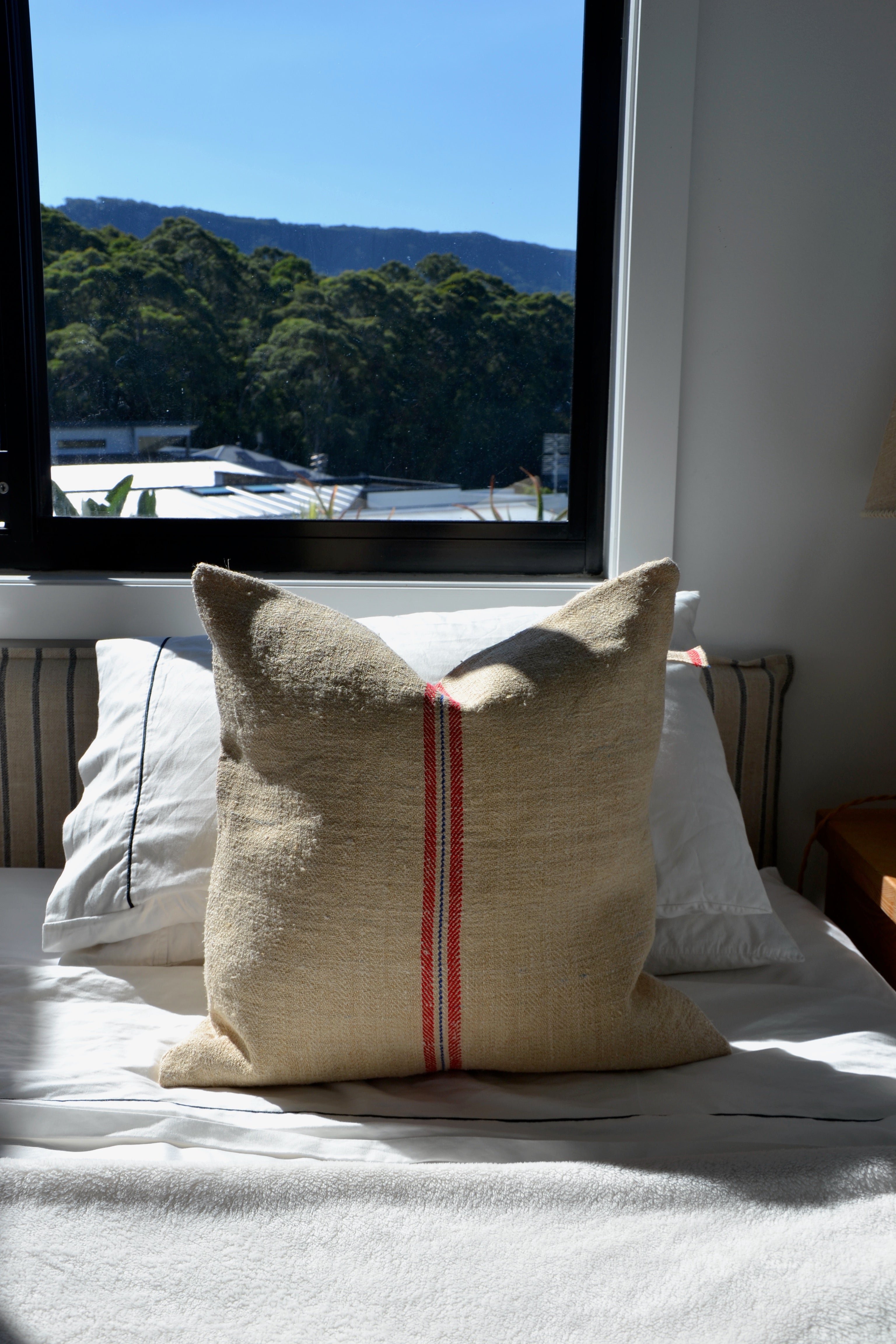 Bottega_Terra_Grain_Sack_Cushion