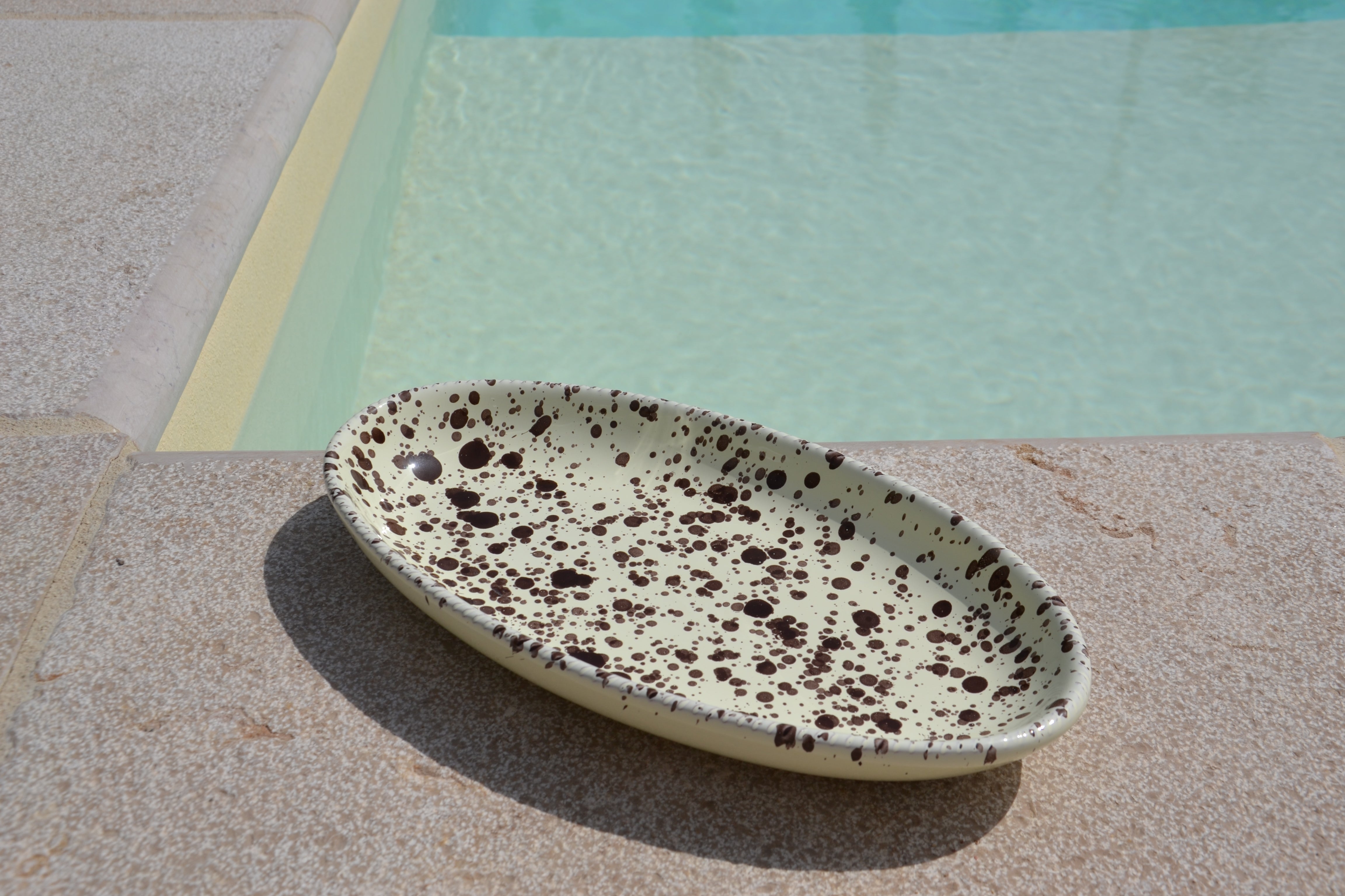 Bottega_Terra_Oval_Serving_Platter_Tan_33