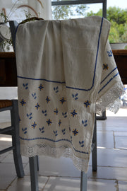 Vintage Puglian tea towel with star and flower design