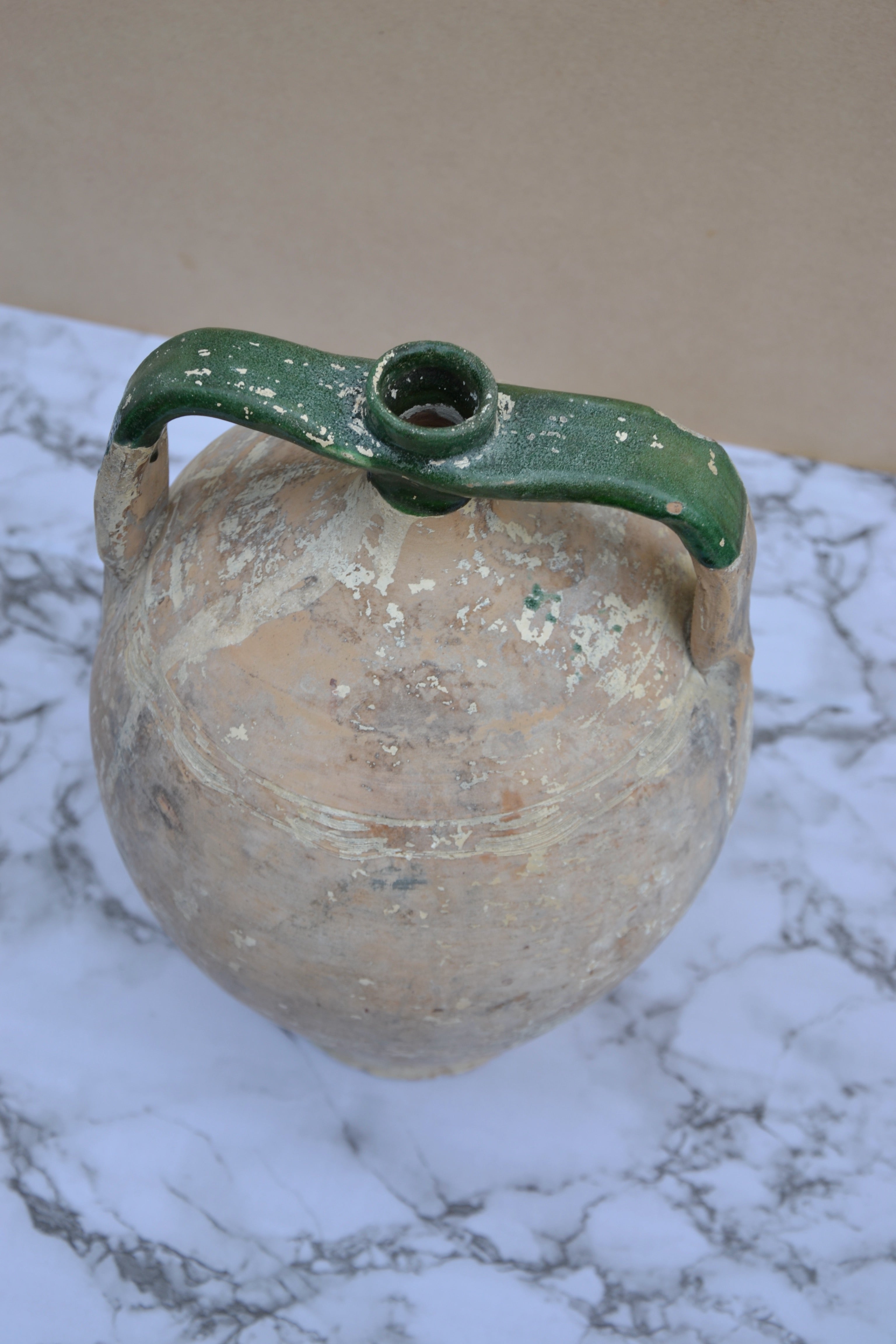 19TH CENTURY ITALIAN TERRACOTTA AMPHORA