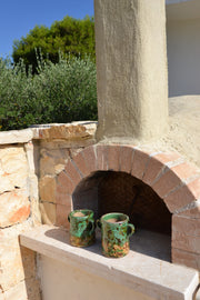 SET_OF_TWO_19TH_CENTURY_ITALIAN_SPECKLED_JARS